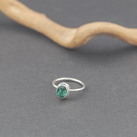 Srebrny pierścionek z kwarcem zielonym