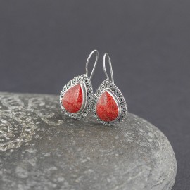 Srebrne kolczyki z koralem
