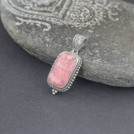 Srebrny wisiorek z rodochrozytem