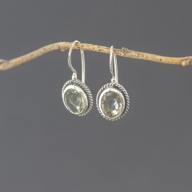 Srebrne kolczyki z zielonym ametystem