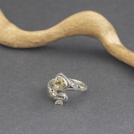 Srebrny pierścionek z cytrynem i złotem 18K (rozm.19-20)