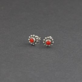 Srebrne sztyfty z koralem