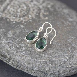 Srebrne kolczyki z kwarcem zielonym