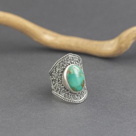 Srebrny pierścionek z turkusem (rozm.18)