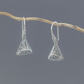 Srebrne kolczyki w orientalnym stylu