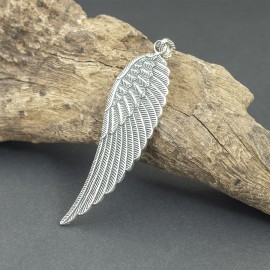 Srebrny wisior skrzydło