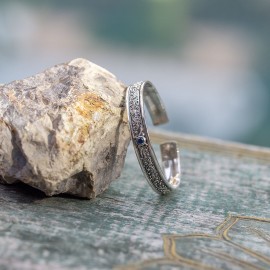 Srebrna bransoletka z szafirem