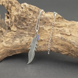 Srebrny naszyjnik z piórkiem i opalem australijskim