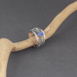 Srebrny pierścionek z opalem australijskim