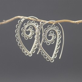 Srebrne kolczyki w orientalnym stylu