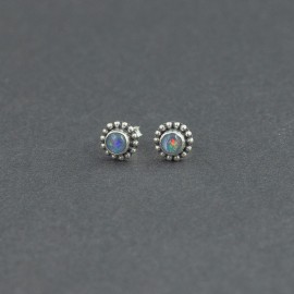 Srebrne sztyfty z opalem australijskim