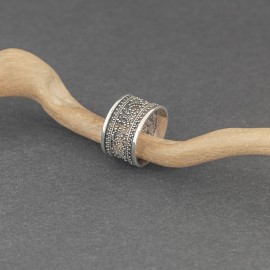 Srebrny ażurowy pierścionek