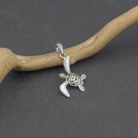 Srebrny żółwik z masą perłową