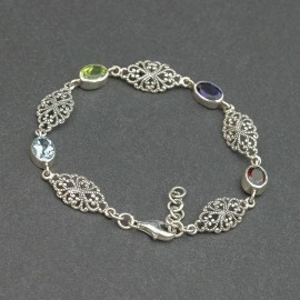 Srebrna bransoletka z kamieniami naturalnymi