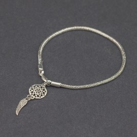 Srebrna bransoletka z przywieszką