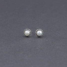 Srebrne sztyfty z perłami