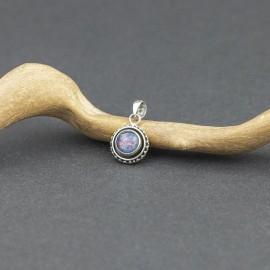 Srebrny wisiorek z opalem australijskim