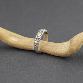 Srebrny pierścionek ze złotem 18K