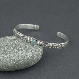 Srebrna bransoletka ze szmaragdem