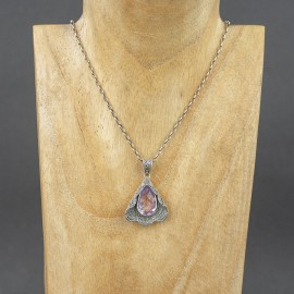 Srebrny wisiorek z ametystem